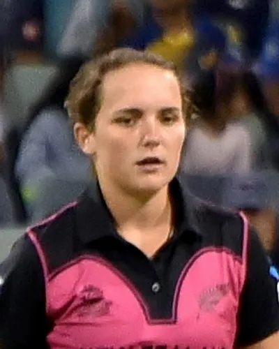 Amelia Kerr